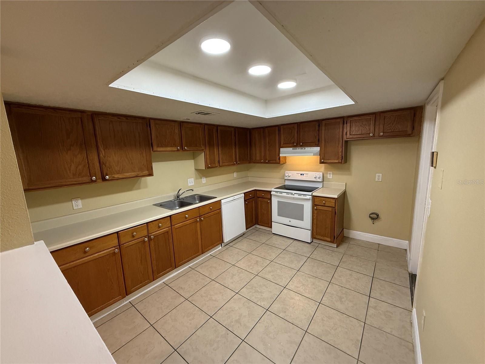 Image 4 of 13 For 1338 San Felipe Court