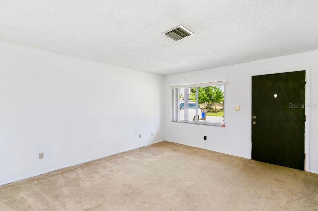 Image 17 of 25 For 3245 Heather Drive