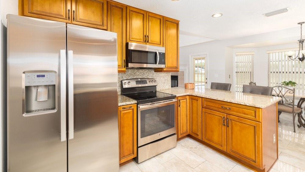 Image 11 of 29 For 11976 Ottawa Avenue