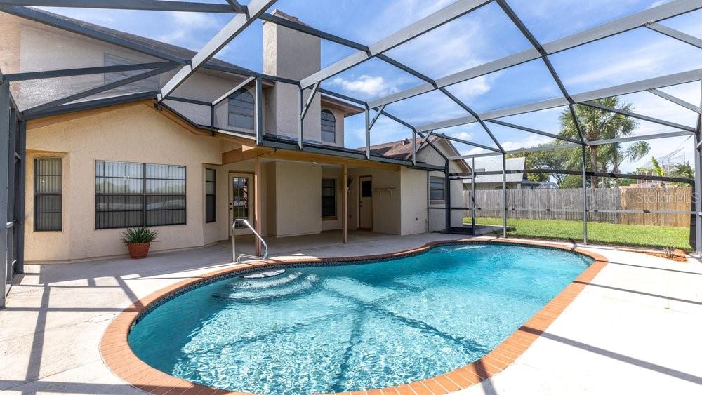 Image 21 of 29 For 11976 Ottawa Avenue