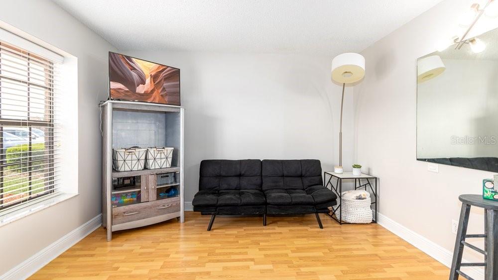 Image 8 of 29 For 11976 Ottawa Avenue