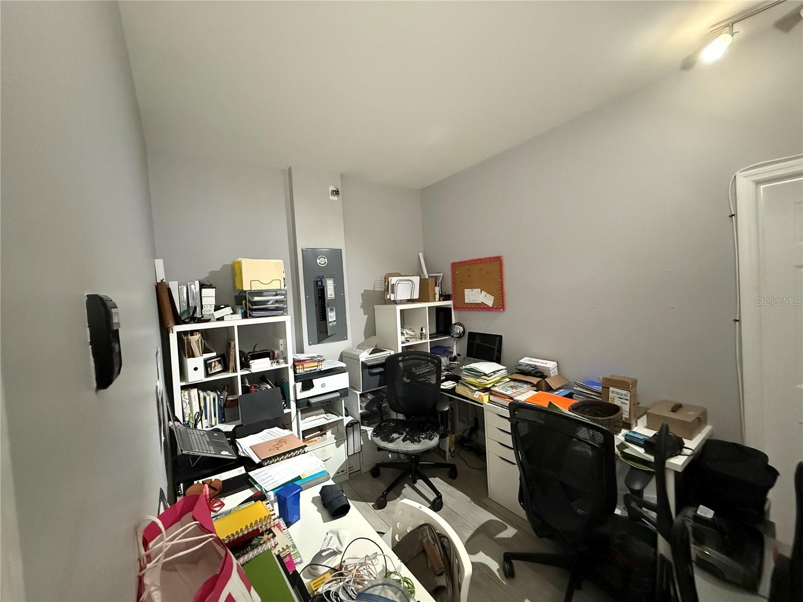 Image 15 of 20 For 1874 Hickory Bluff Road