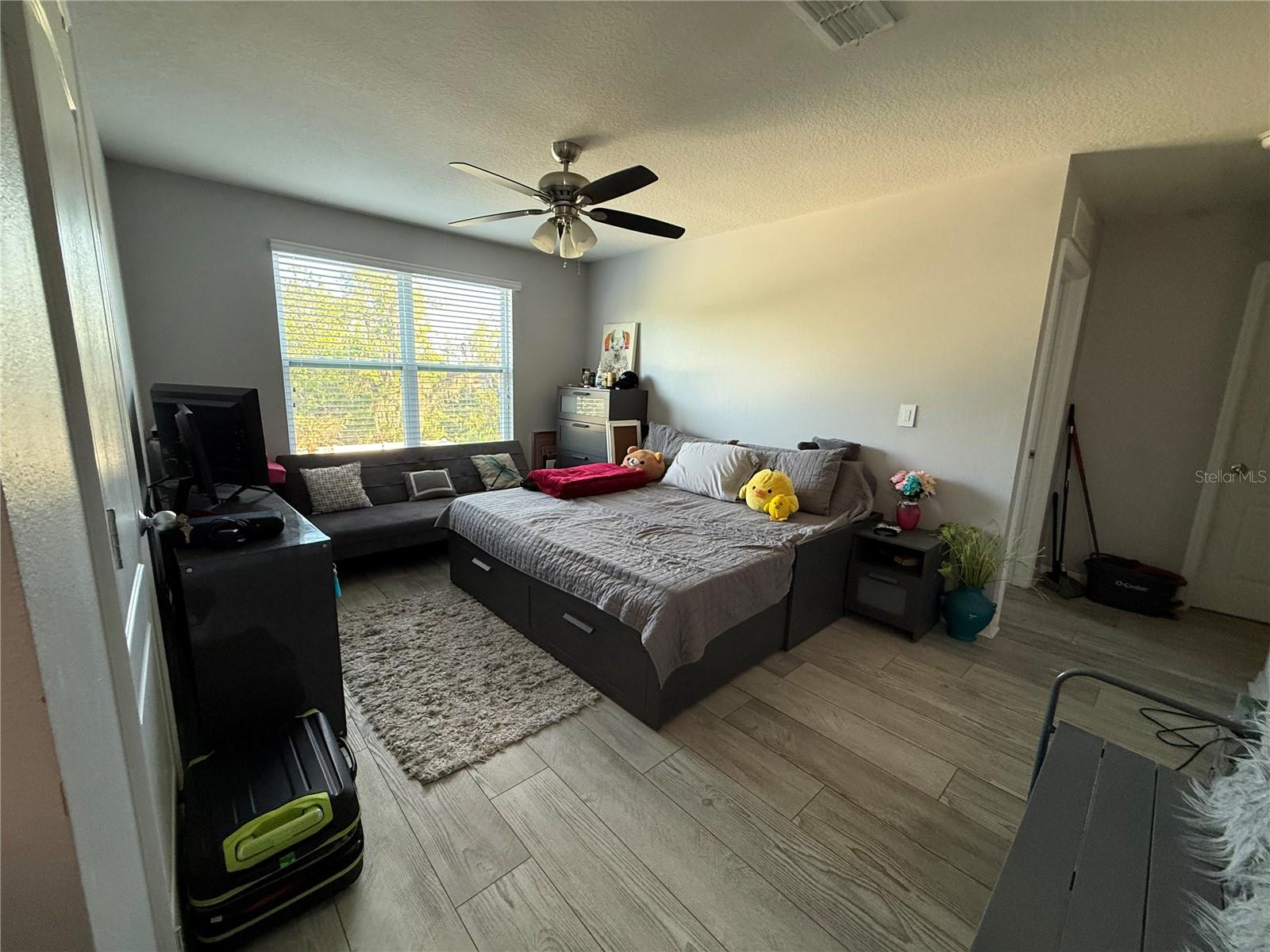 Image 8 of 20 For 1874 Hickory Bluff Road