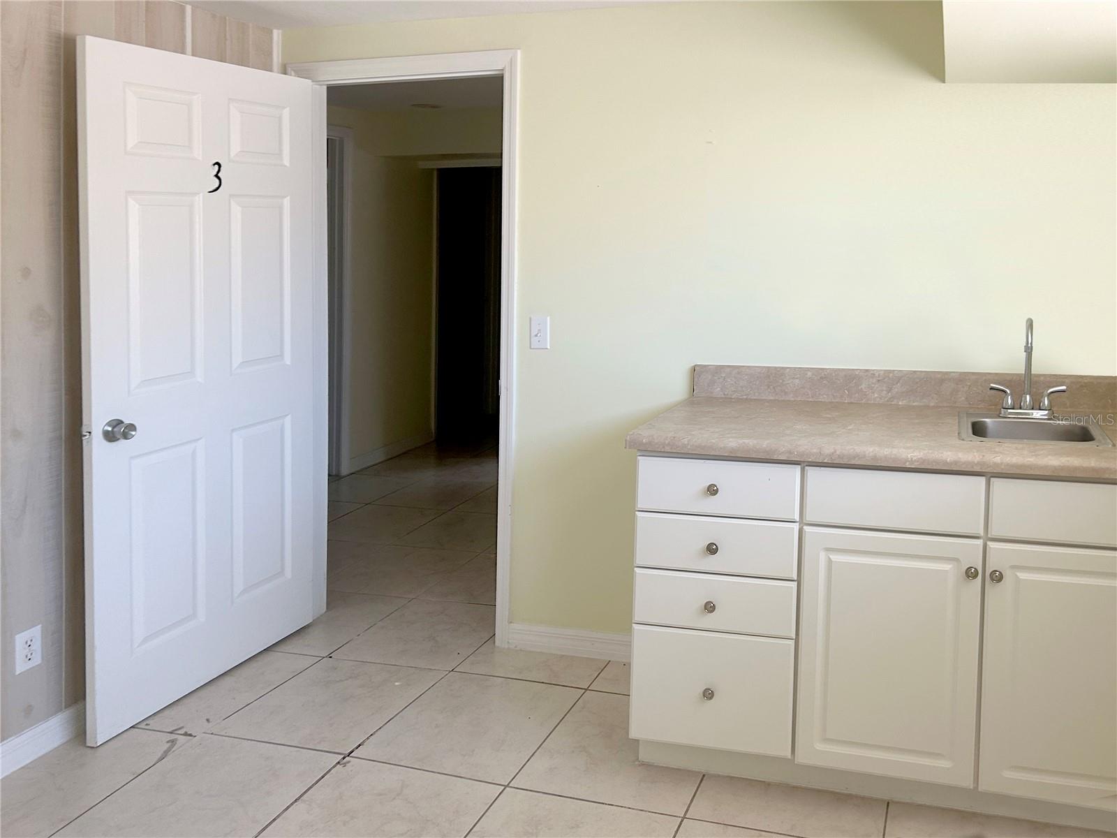 Image 11 of 12 For 706 7th Street