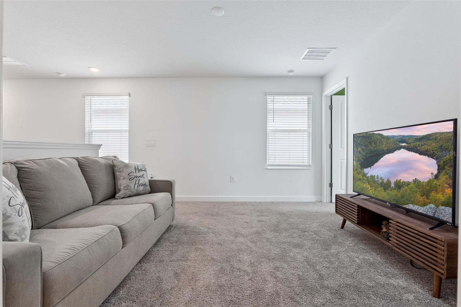 Image 18 of 27 For 9787 Introduction Way