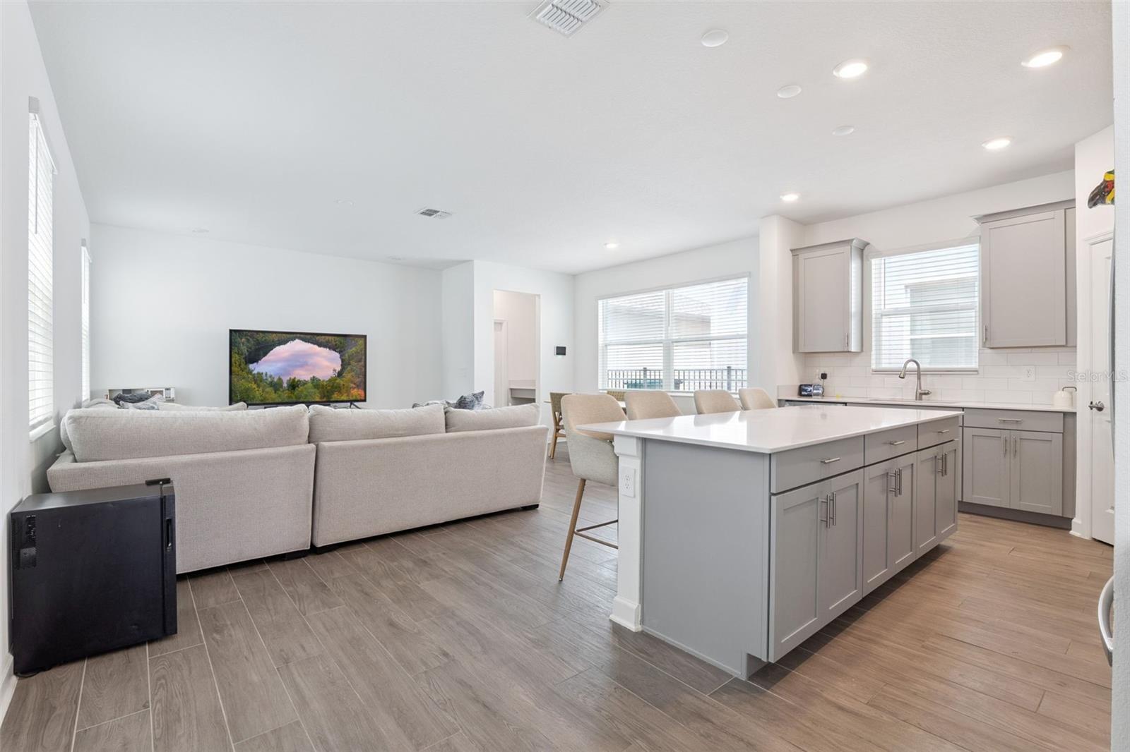 Image 5 of 27 For 9787 Introduction Way