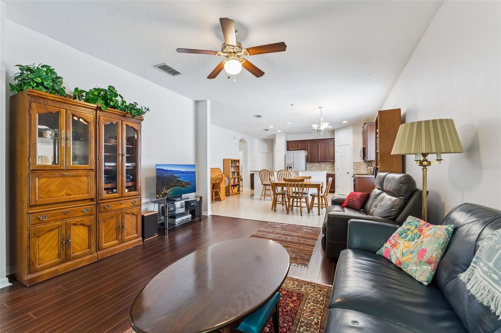 Image 11 of 27 For 9885 Leland Drive