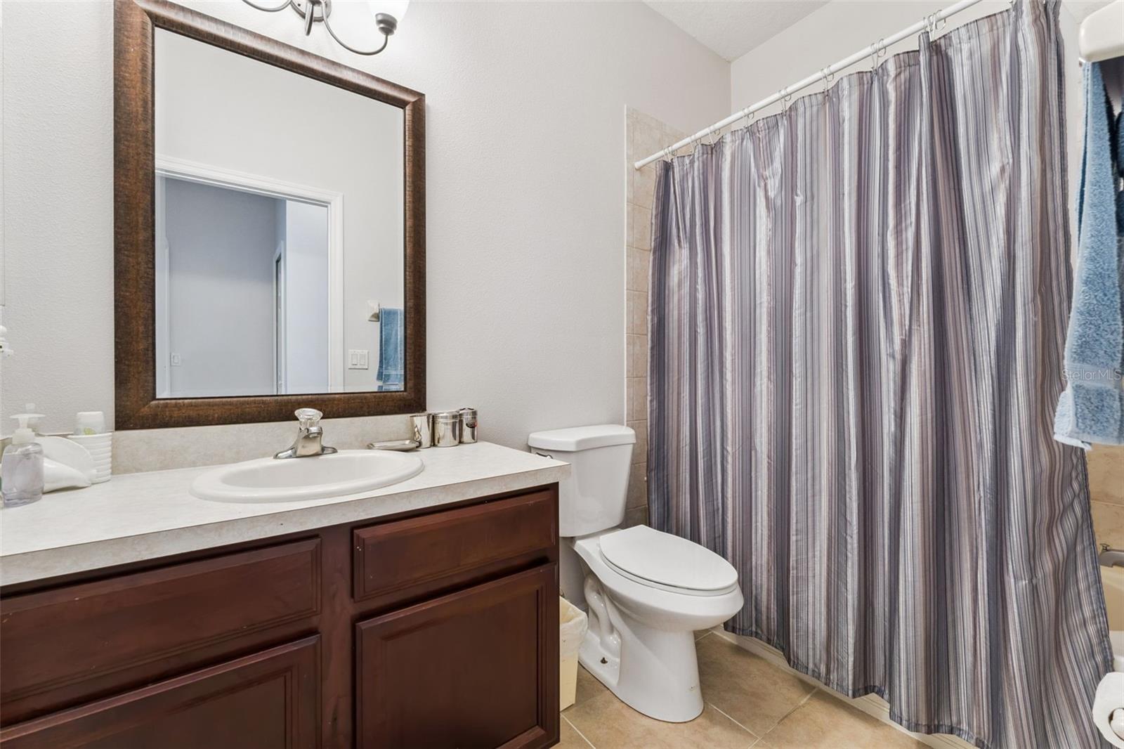 Image 18 of 27 For 9885 Leland Drive