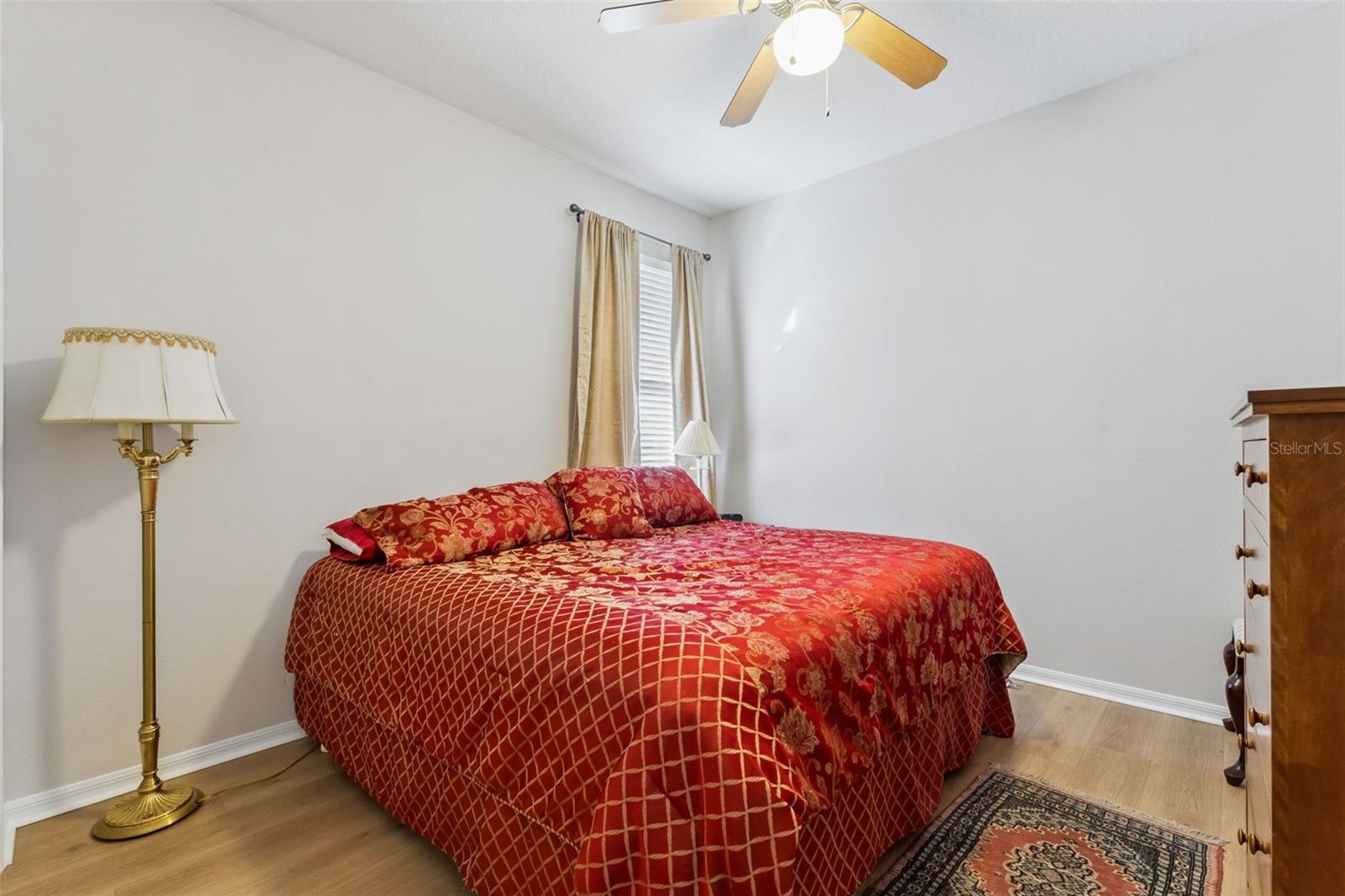 Image 19 of 27 For 9885 Leland Drive