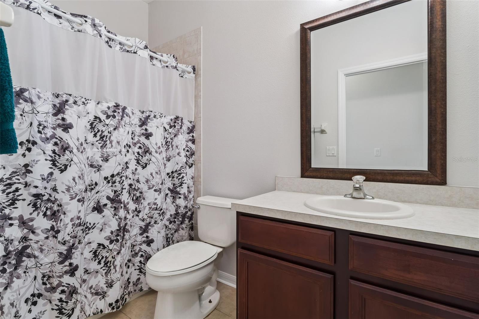 Image 20 of 27 For 9885 Leland Drive