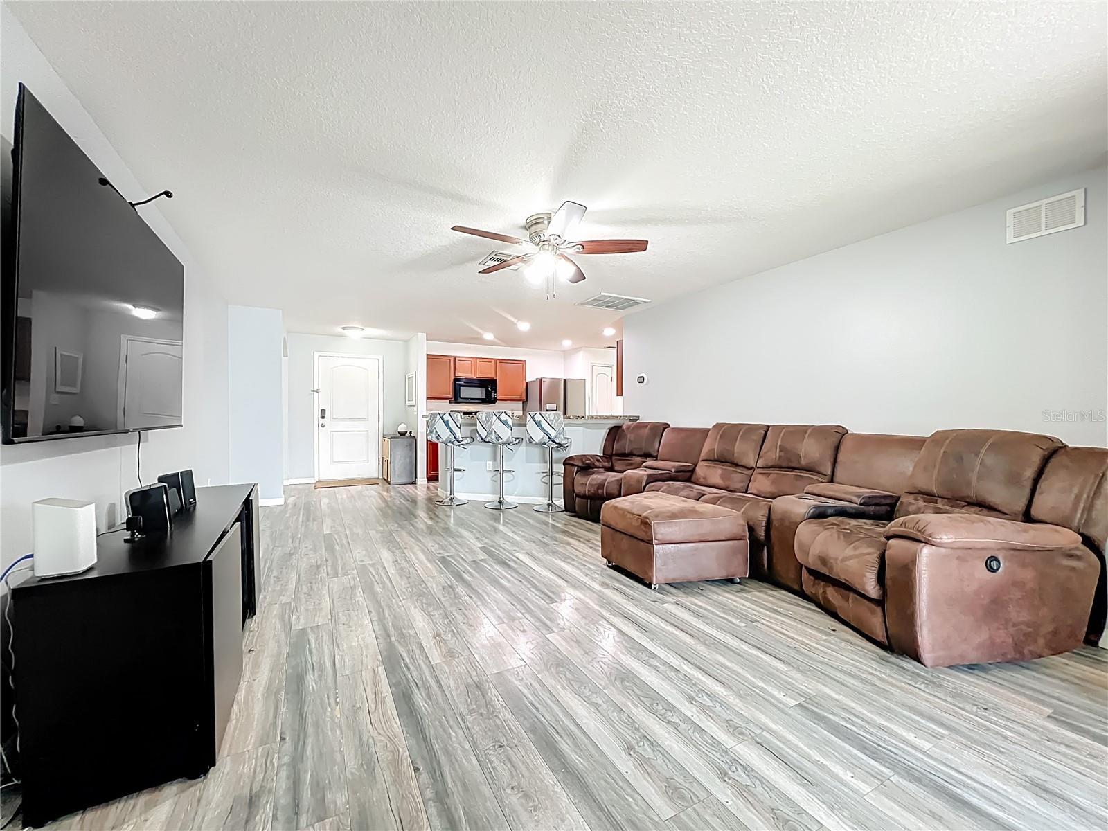 Image 7 of 19 For 2395 Bracknell Forest Trl