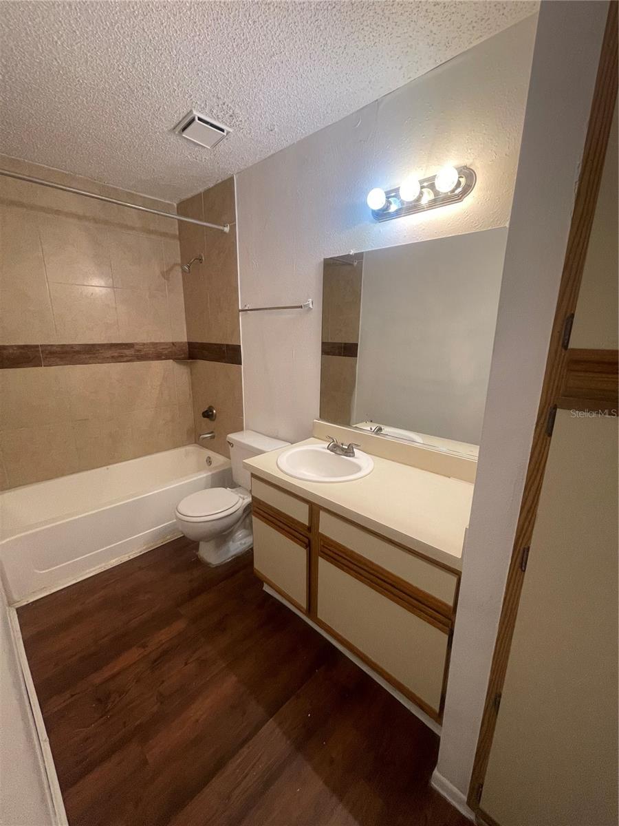 Image 9 of 15 For 249 Afton Square 107