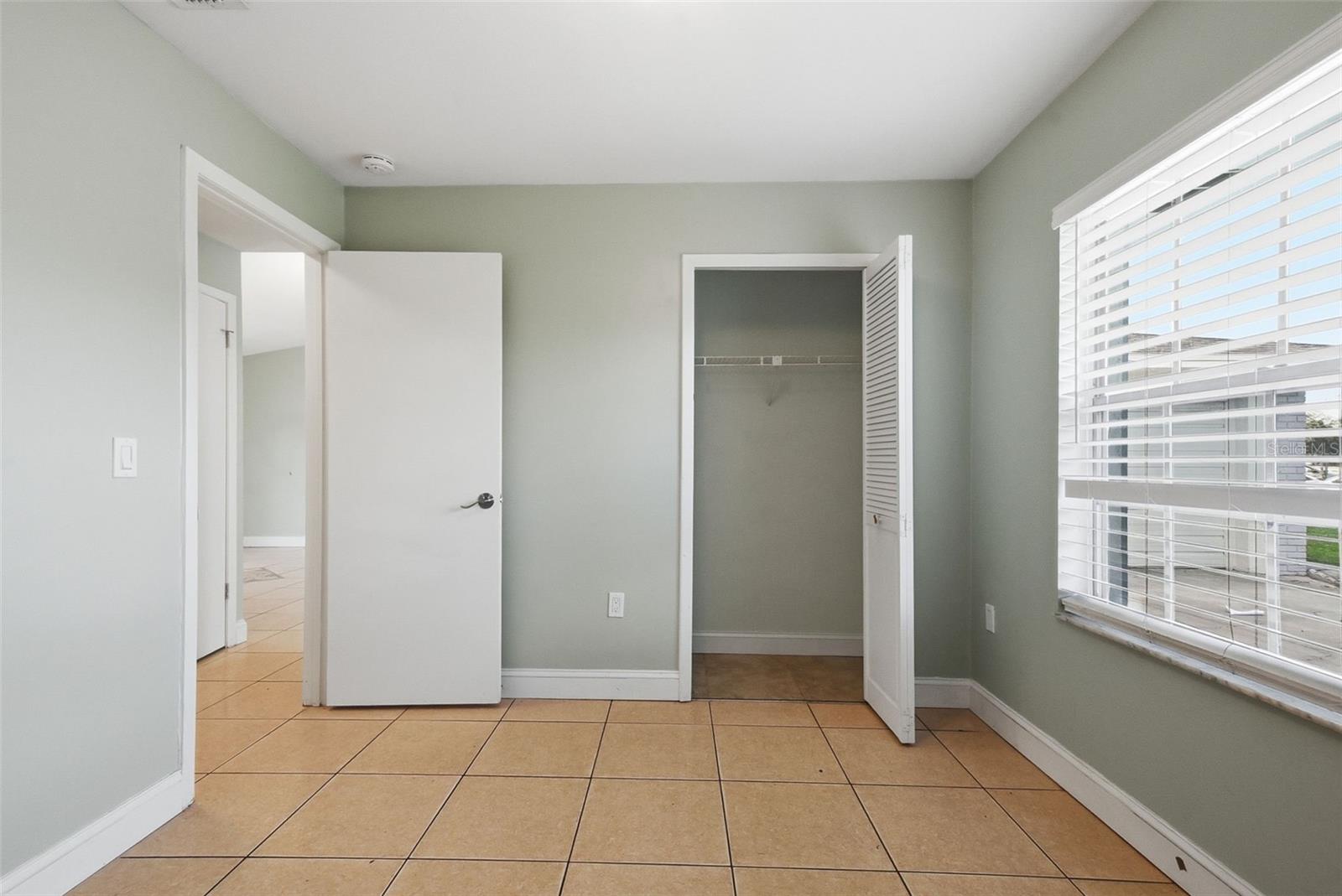 Image 14 of 31 For 2762 Myakka Drive