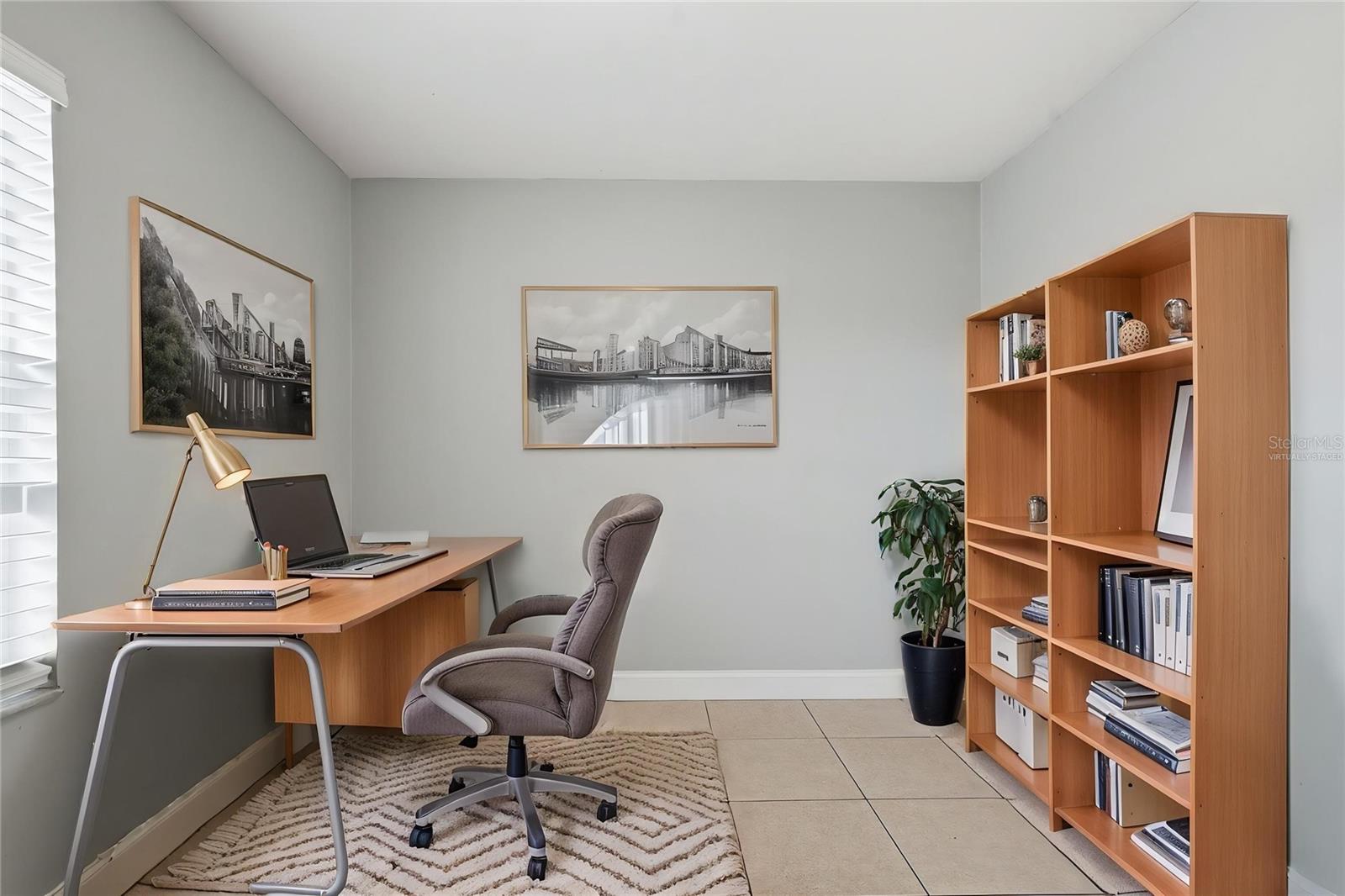 Image 4 of 31 For 2762 Myakka Drive