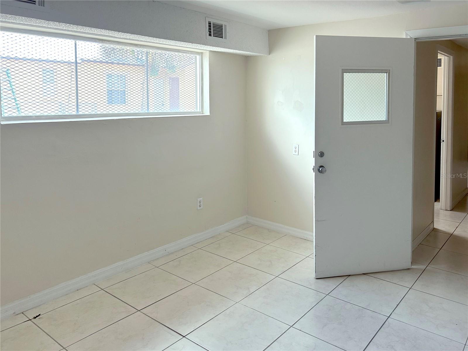 Image 8 of 12 For 706 7th Street