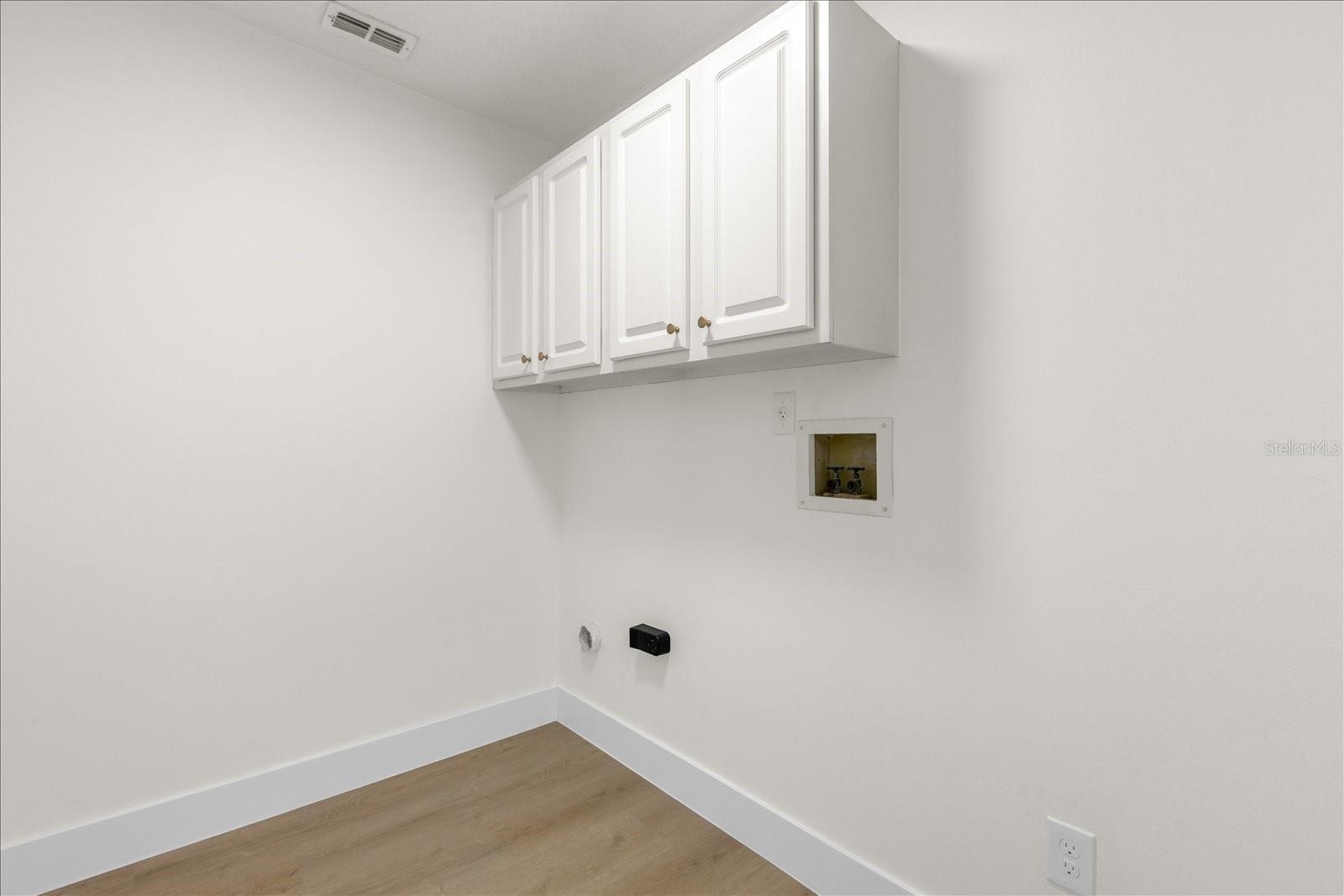 Image 10 of 27 For 14602 Pine Forest Court