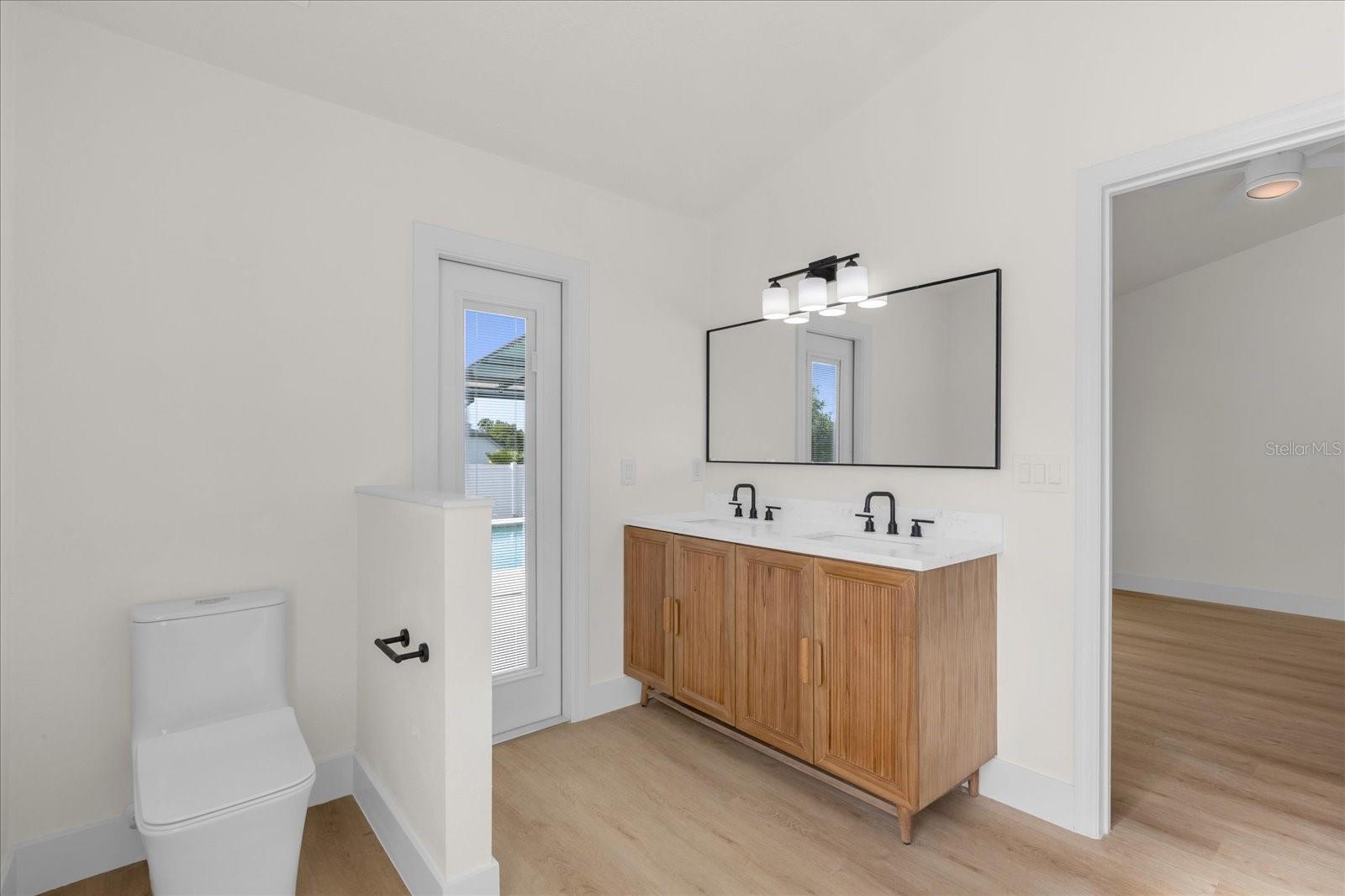Image 13 of 27 For 14602 Pine Forest Court
