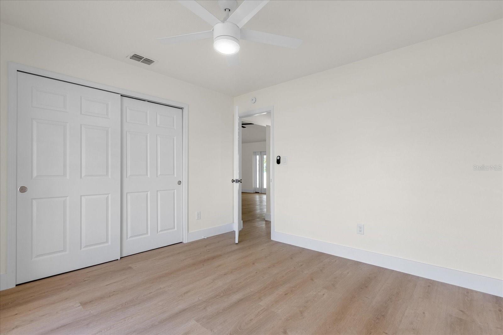 Image 18 of 27 For 14602 Pine Forest Court