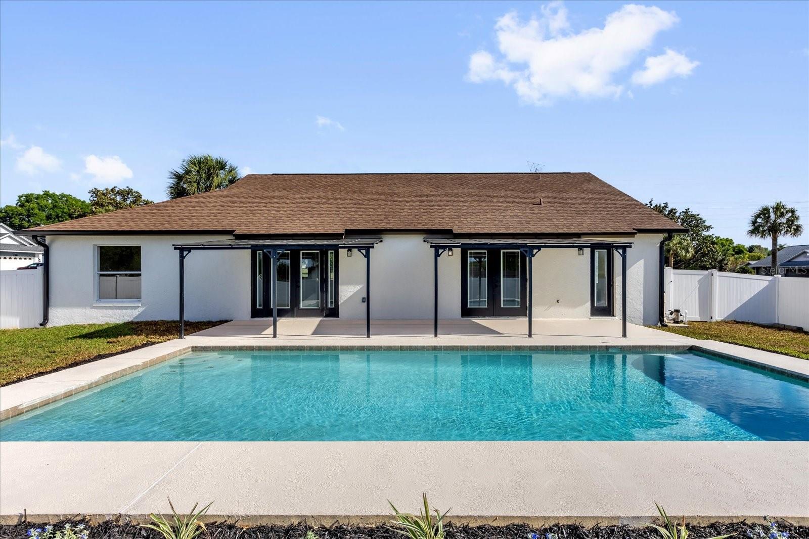 Image 21 of 27 For 14602 Pine Forest Court