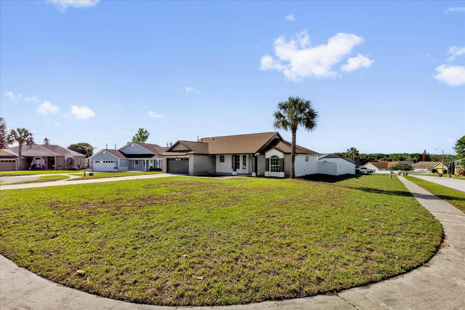 Image 27 of 27 For 14602 Pine Forest Court