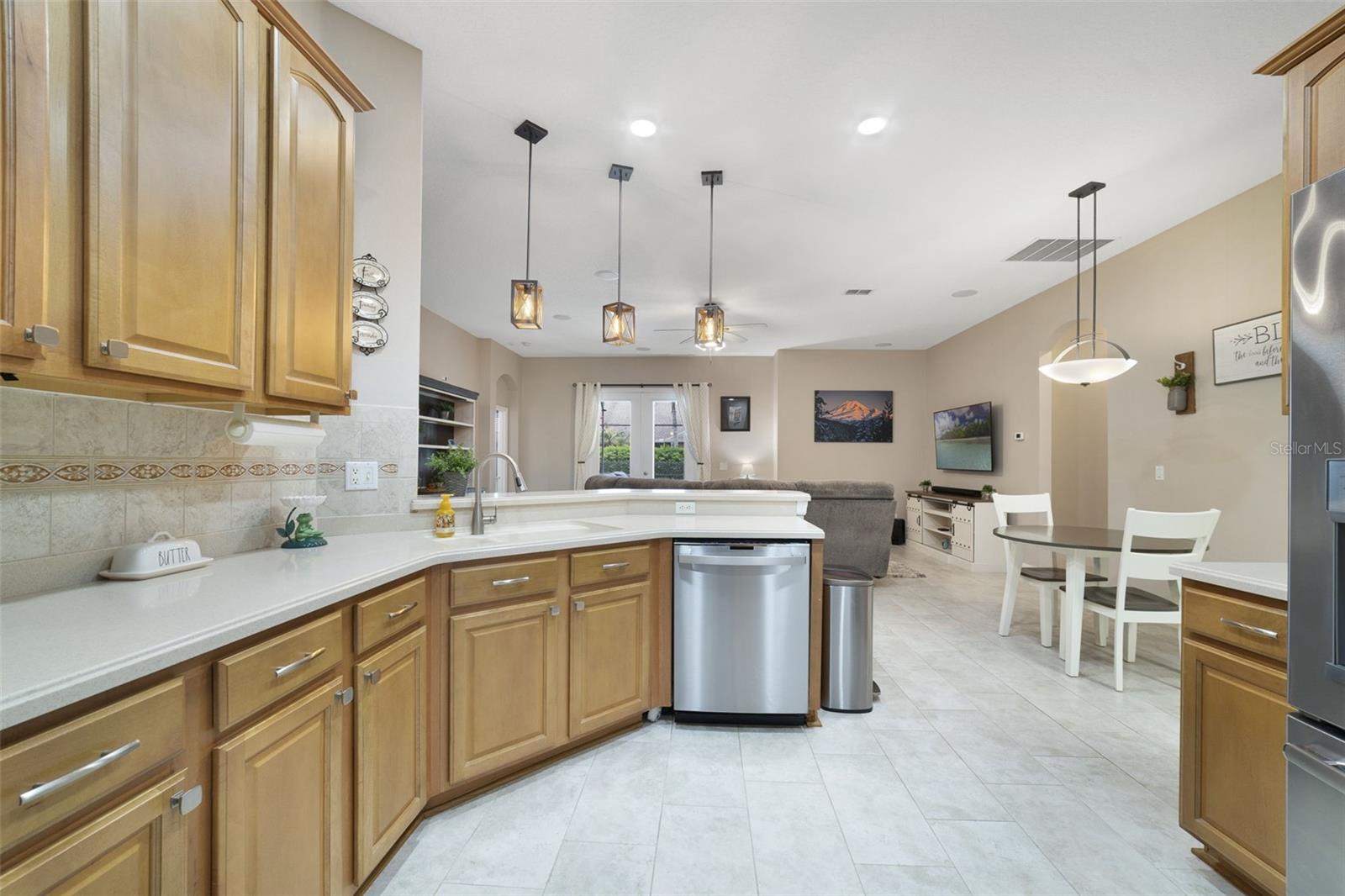 Image 7 of 33 For 6695 Lake Carlisle Boulevard