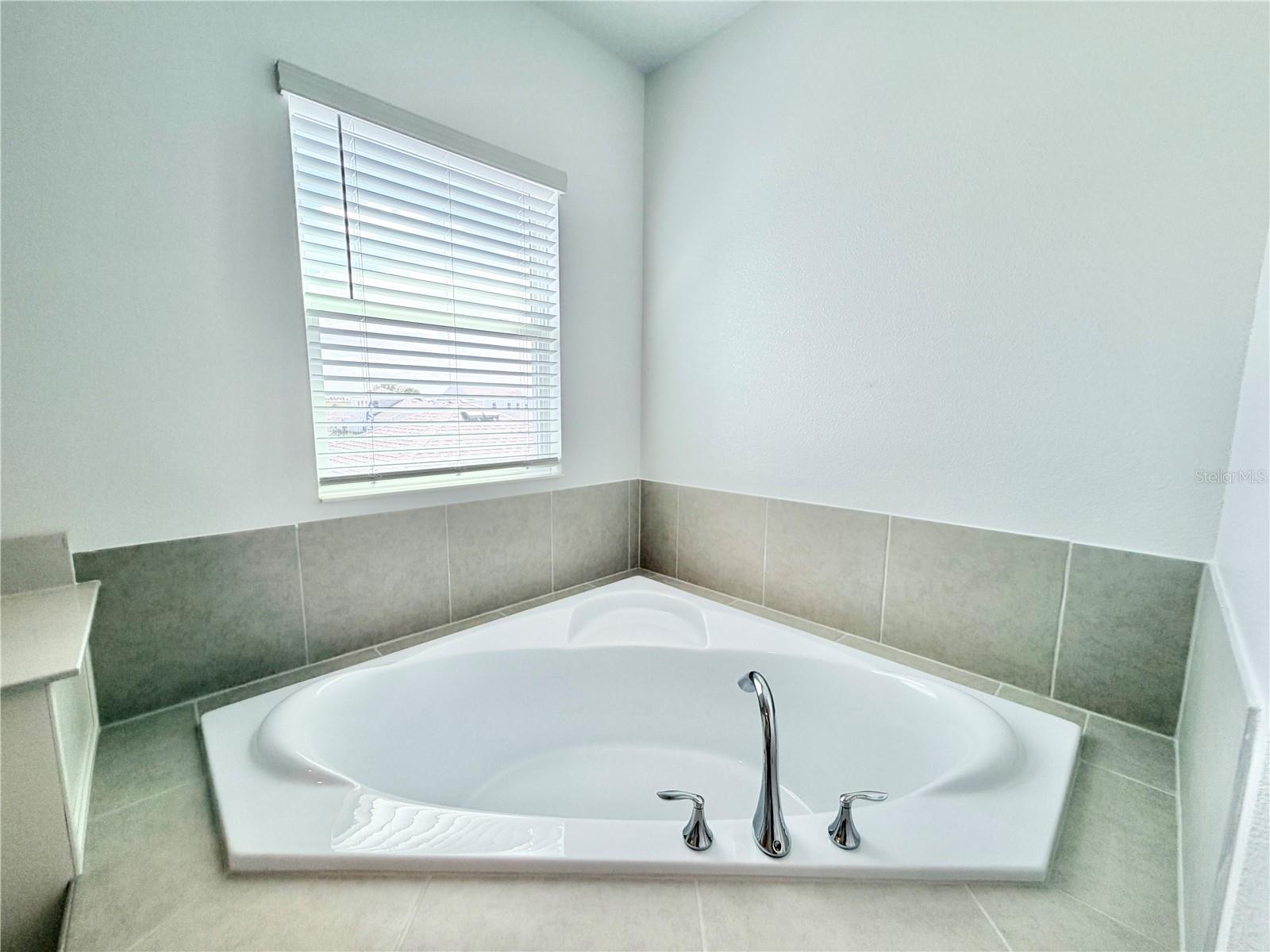 Image 62 of 66 For 6089 Meditation Drive