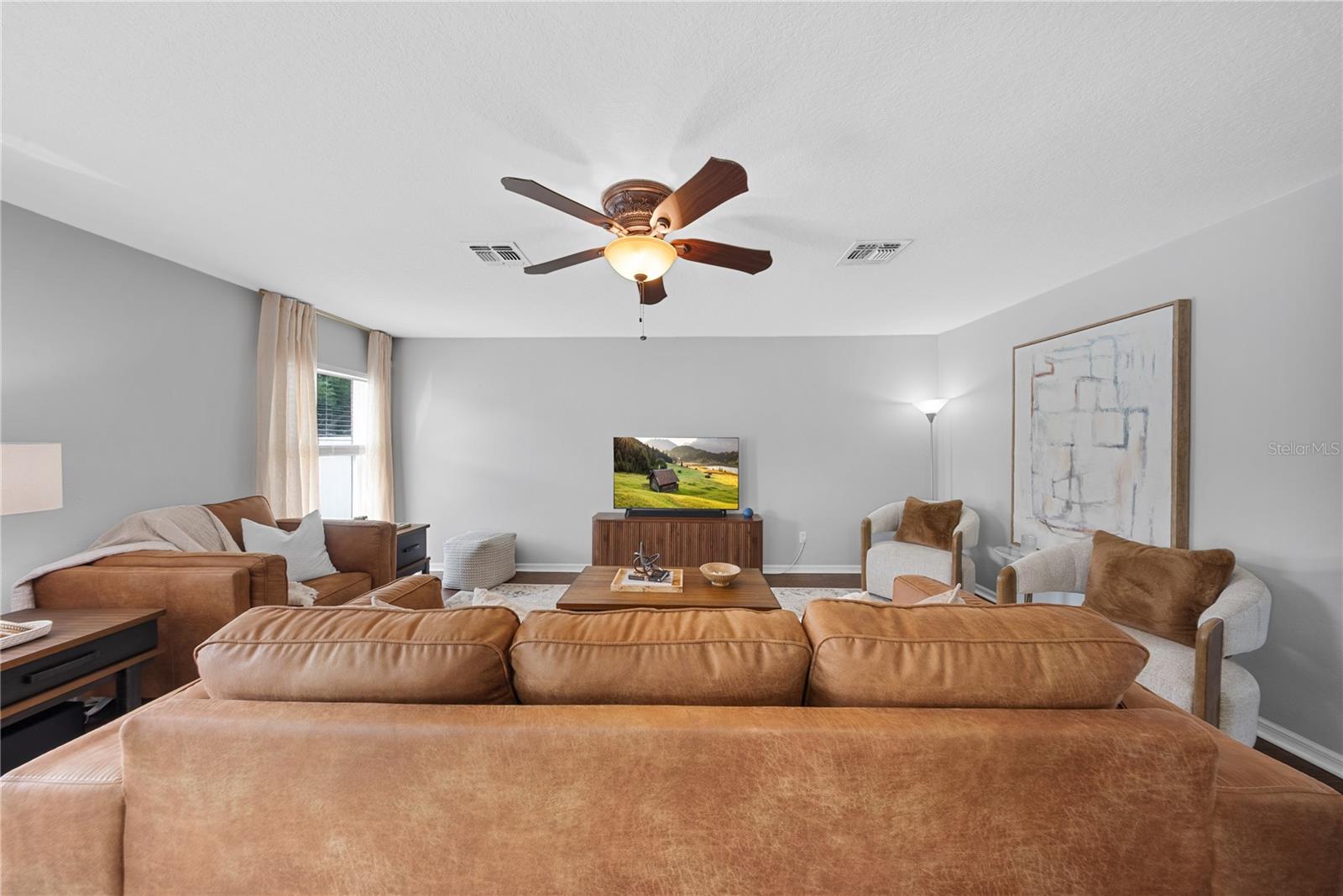 Image 11 of 64 For 15600 Kalihna Court