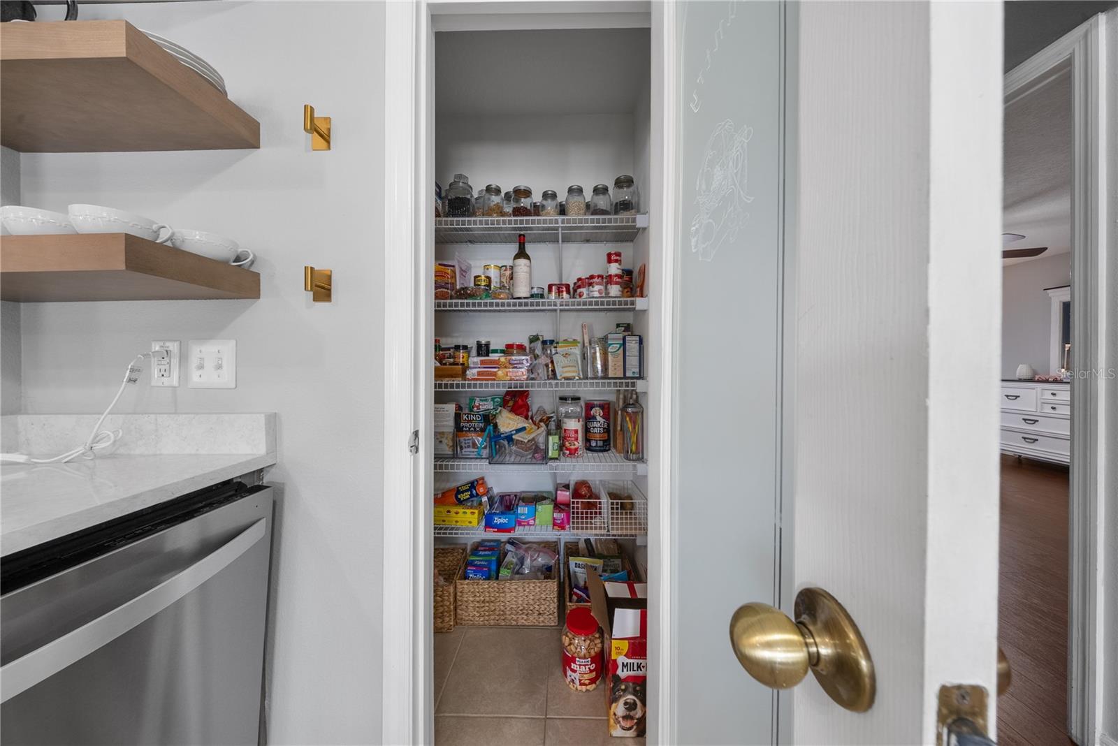 Image 21 of 64 For 15600 Kalihna Court