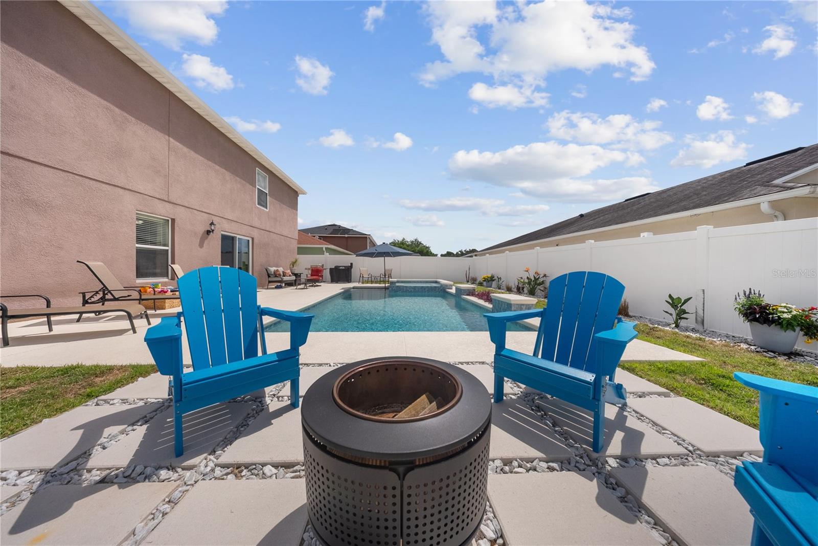 Image 29 of 64 For 15600 Kalihna Court