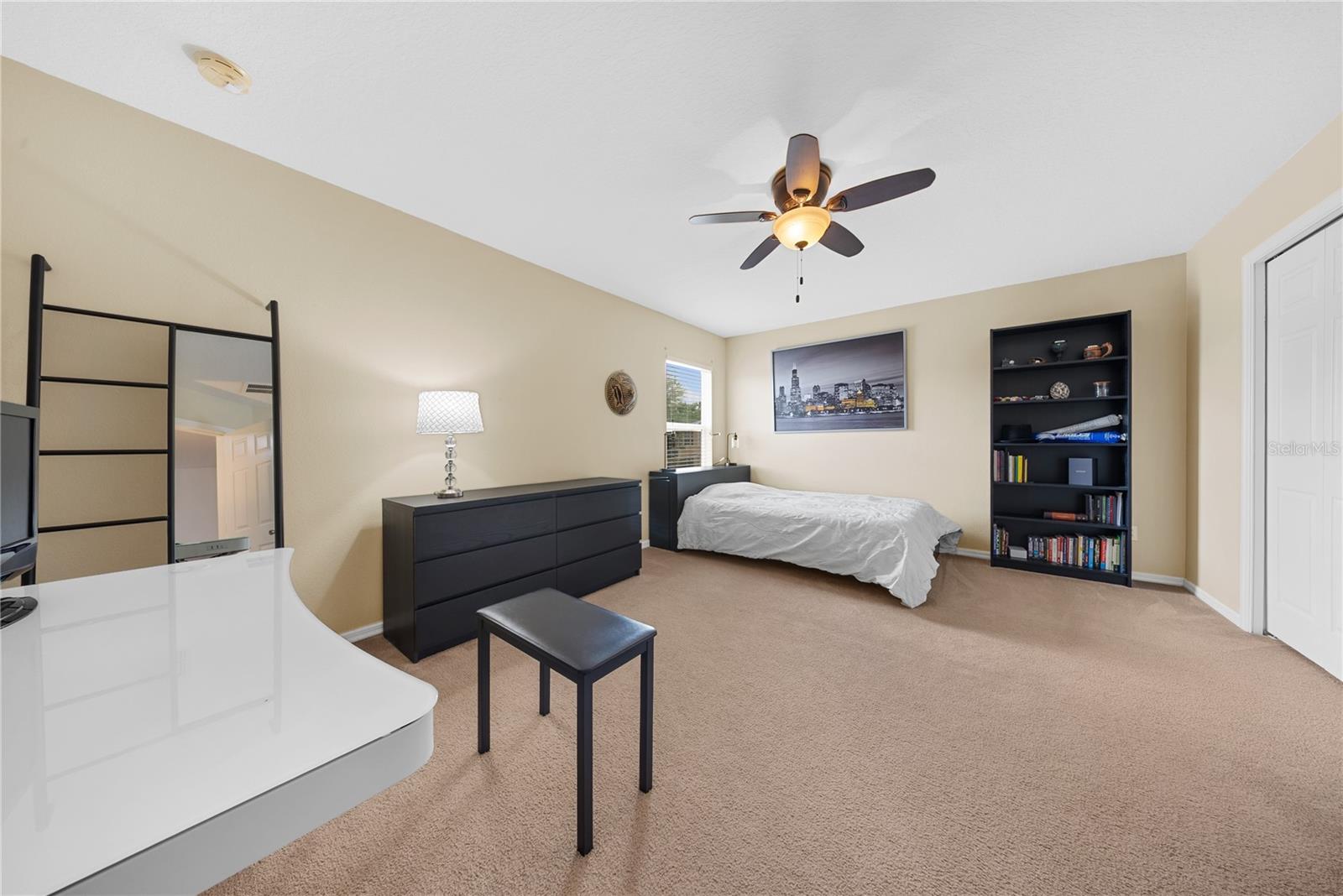 Image 43 of 64 For 15600 Kalihna Court