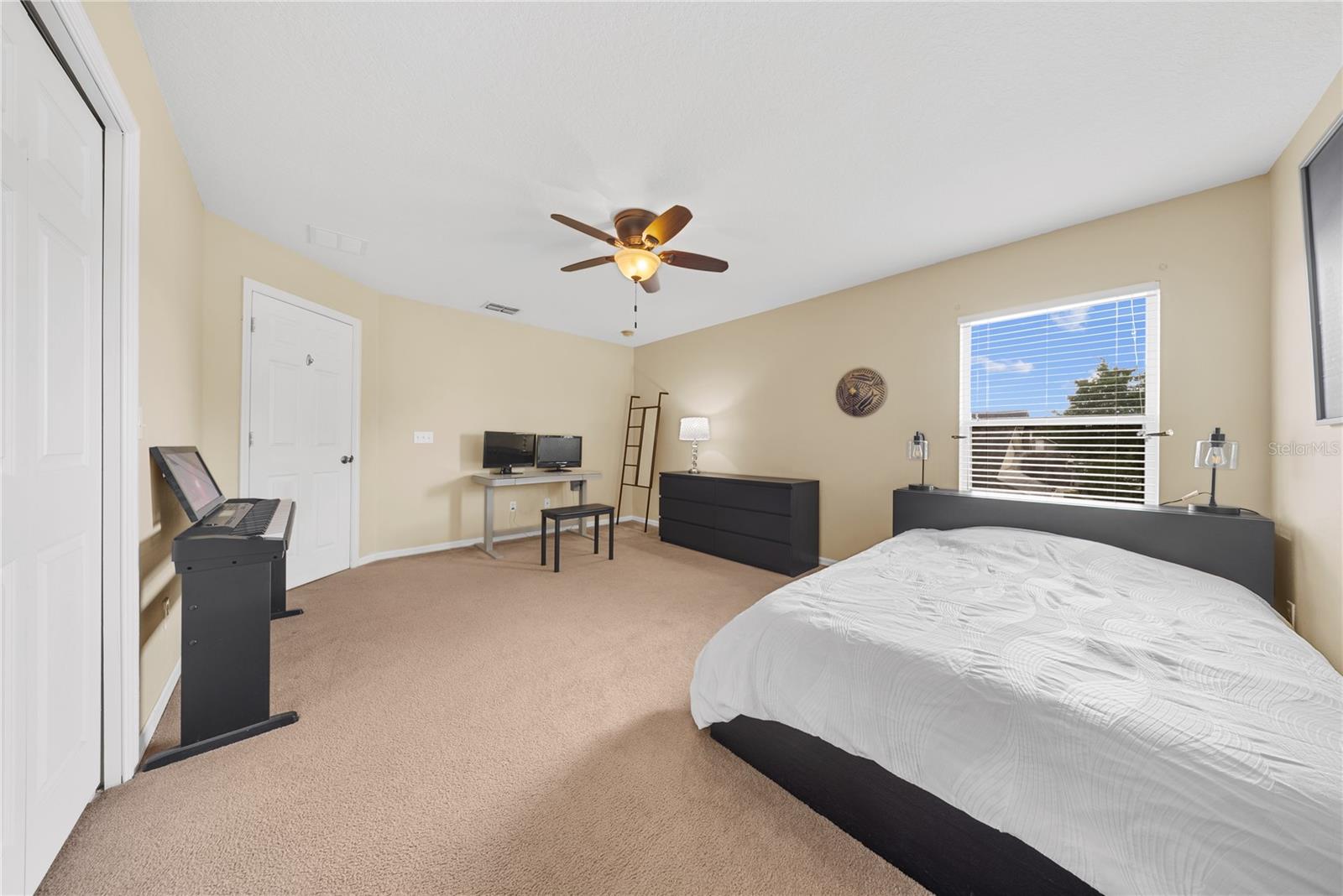 Image 44 of 64 For 15600 Kalihna Court