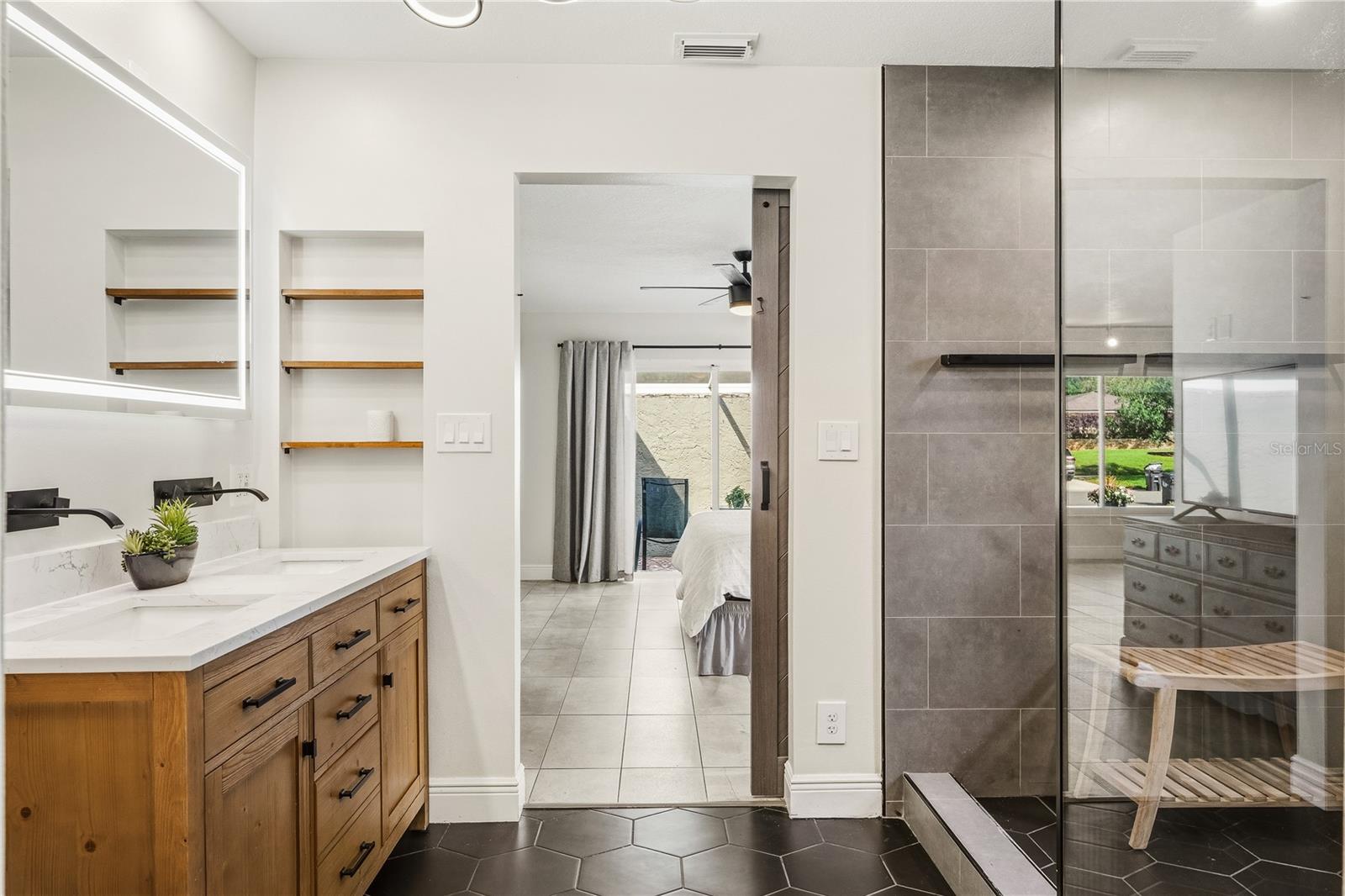 Image 20 of 41 For 419 Navarre Way