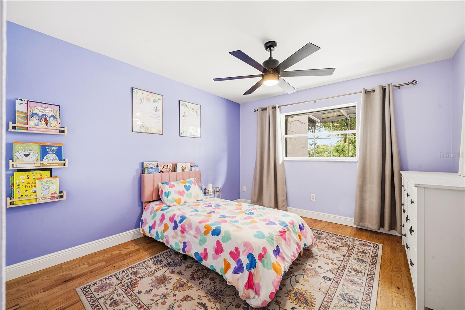 Image 23 of 41 For 419 Navarre Way