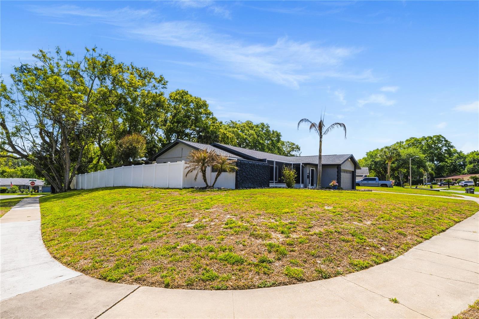 Image 39 of 41 For 419 Navarre Way