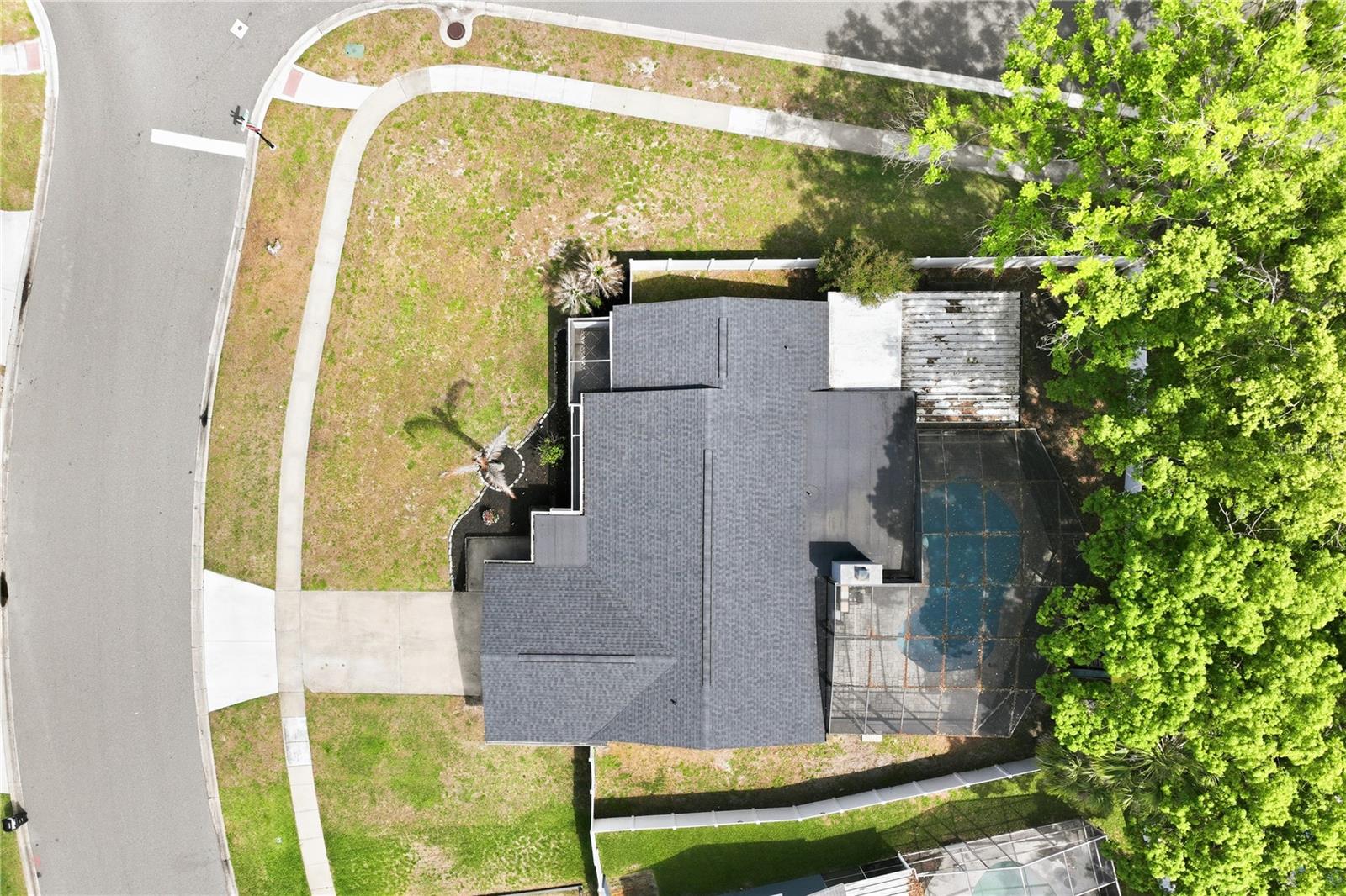 Image 40 of 41 For 419 Navarre Way