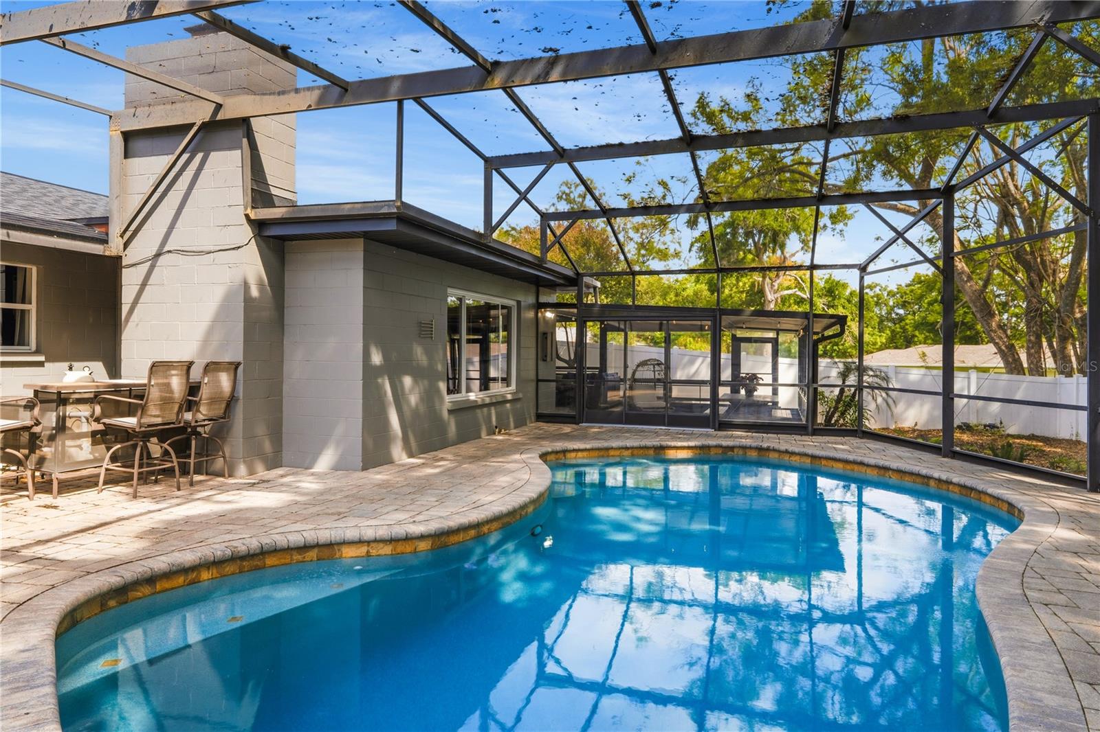 Image 5 of 41 For 419 Navarre Way