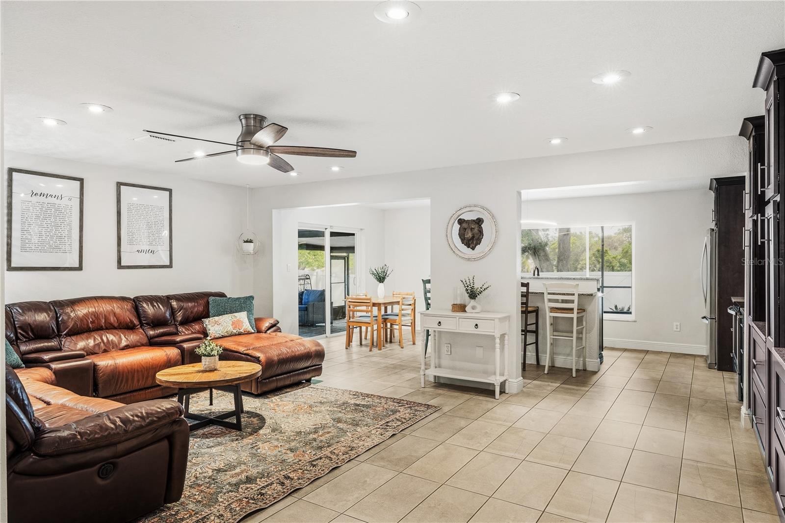 Image 9 of 41 For 419 Navarre Way