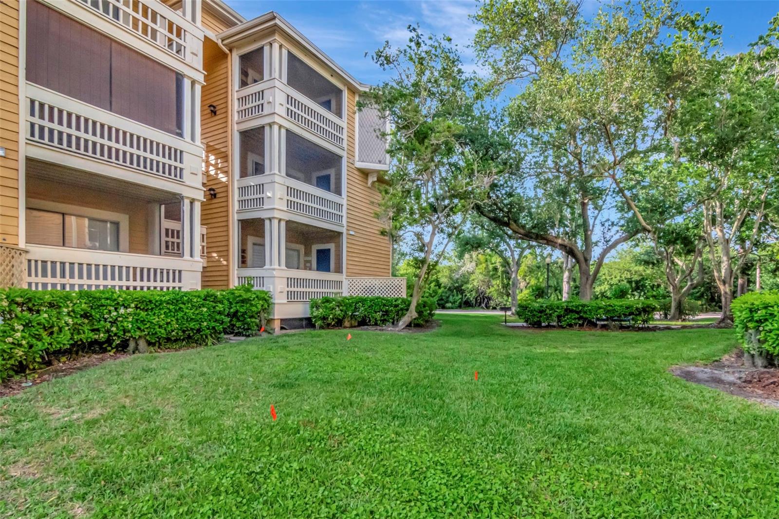 Image 17 of 23 For 115 112th Avenue Ne 803