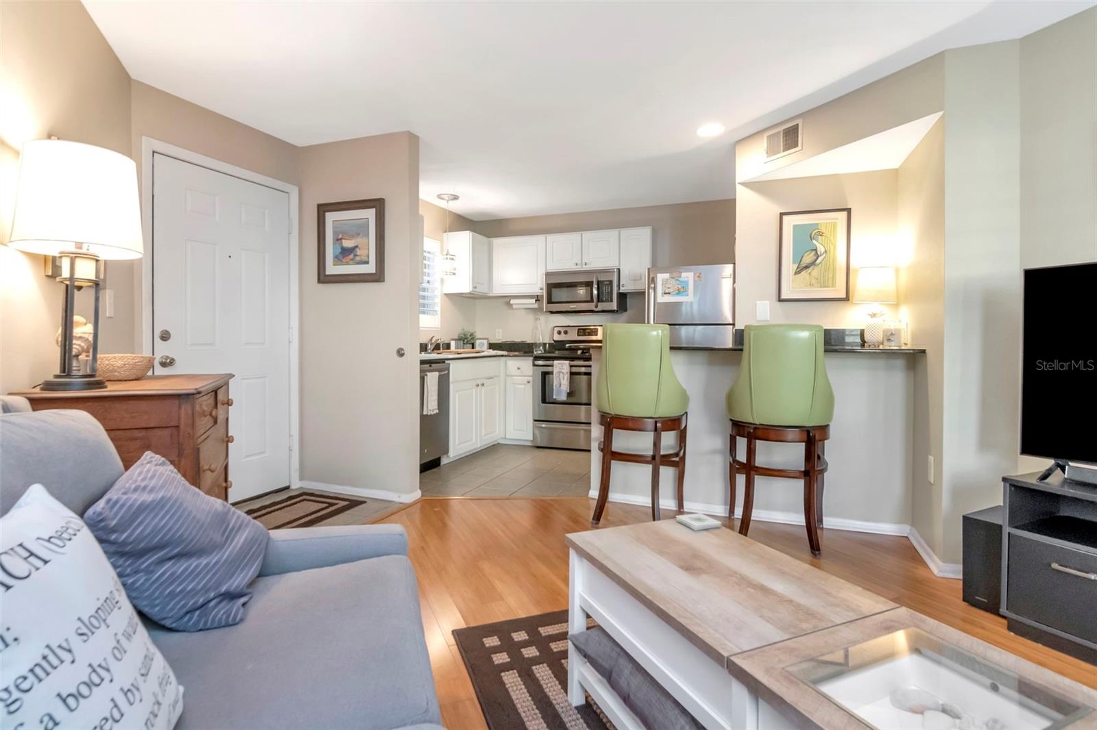 Image 7 of 23 For 115 112th Avenue Ne 803