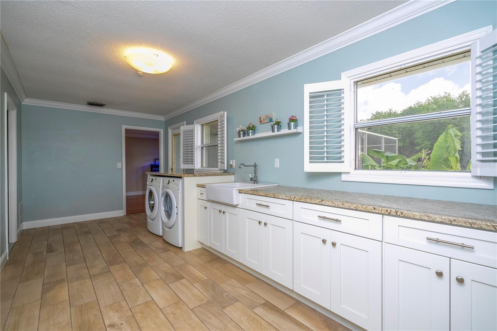 Image 21 of 47 For 8595 Millinockett Lane