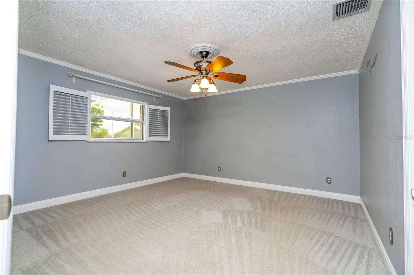 Image 36 of 47 For 8595 Millinockett Lane