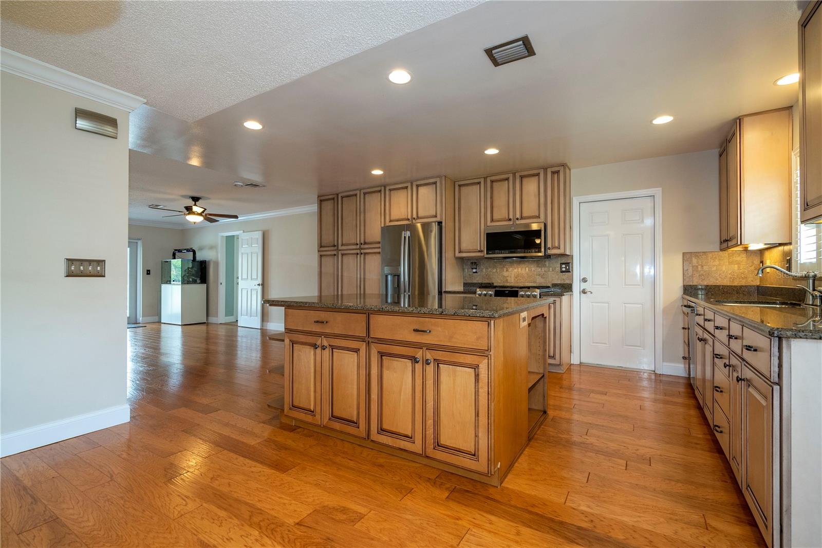 Image 7 of 47 For 8595 Millinockett Lane