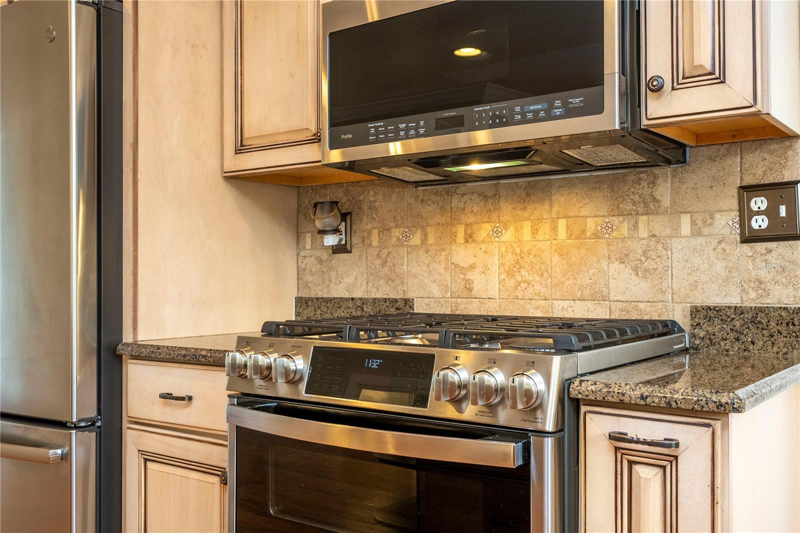 Image 9 of 47 For 8595 Millinockett Lane