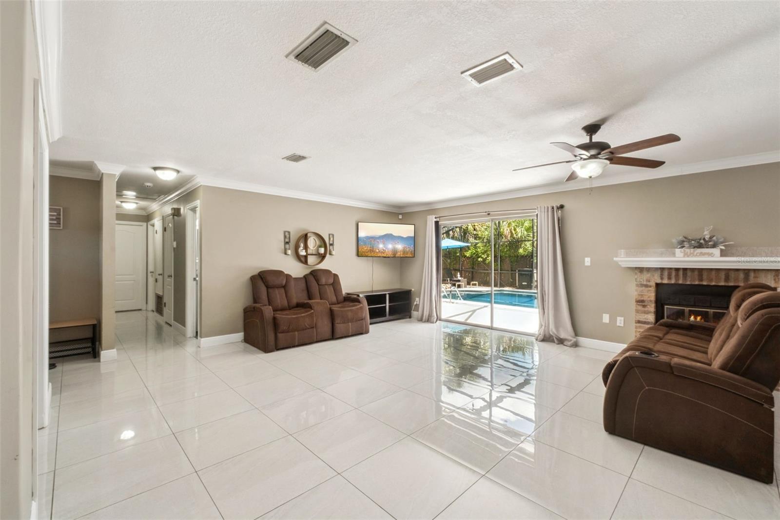 Image 2 of 25 For 1537 Spring Garden Avenue