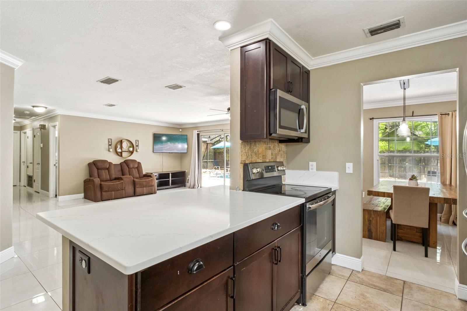 Image 9 of 25 For 1537 Spring Garden Avenue