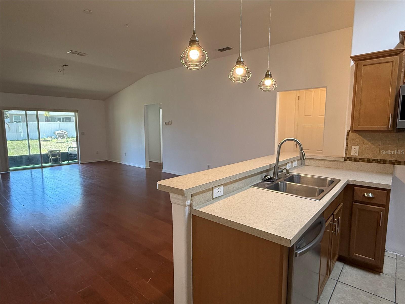 Image 15 of 19 For 5727 Rutherford Road