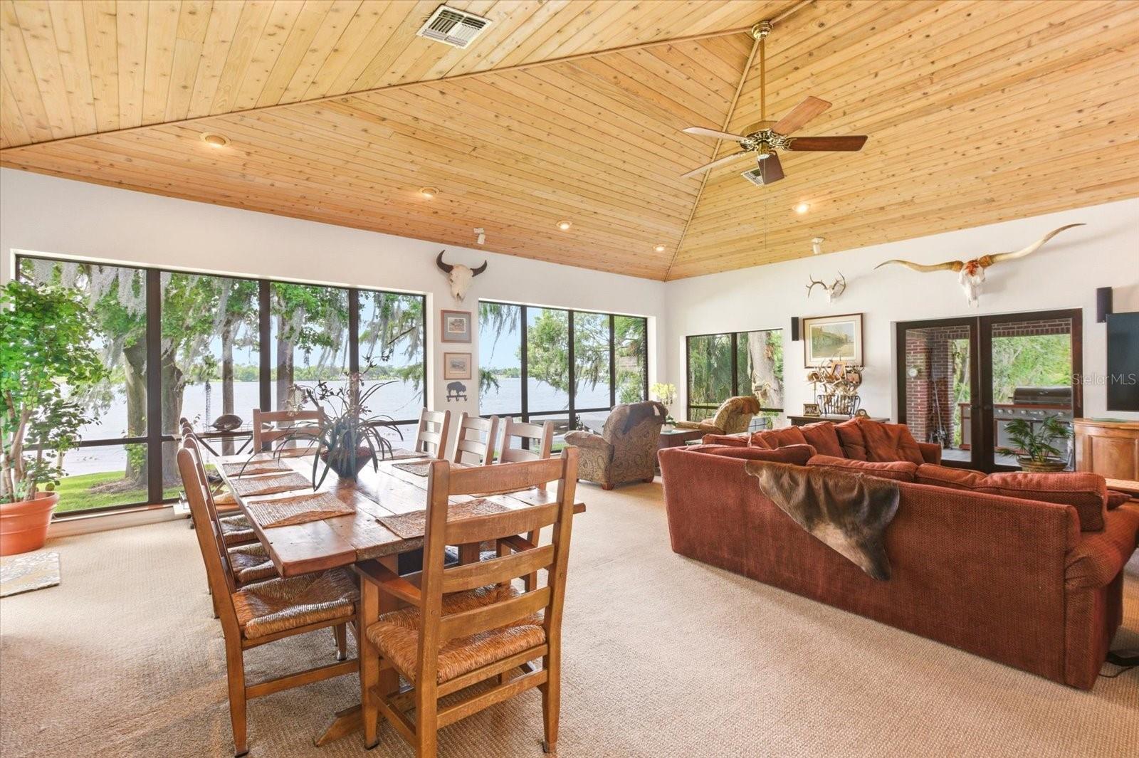 Image 13 of 73 For 4910 Lake Drive