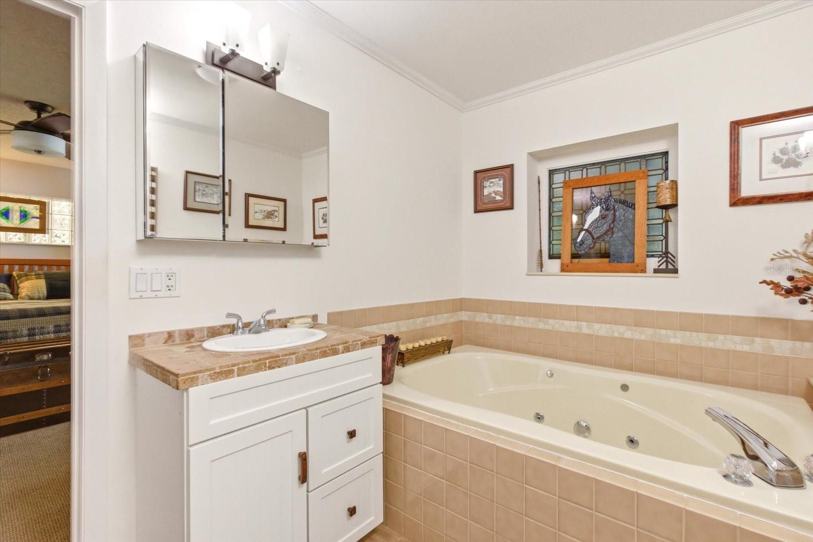 Image 31 of 73 For 4910 Lake Drive