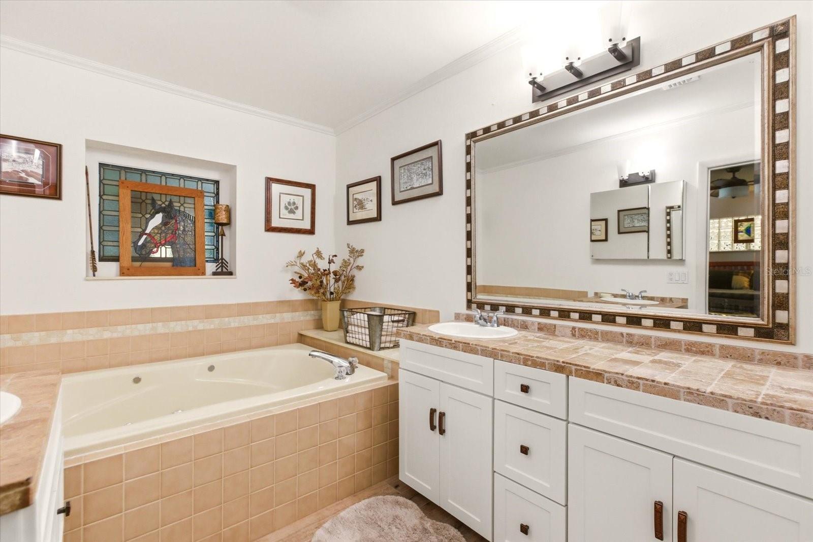 Image 33 of 73 For 4910 Lake Drive