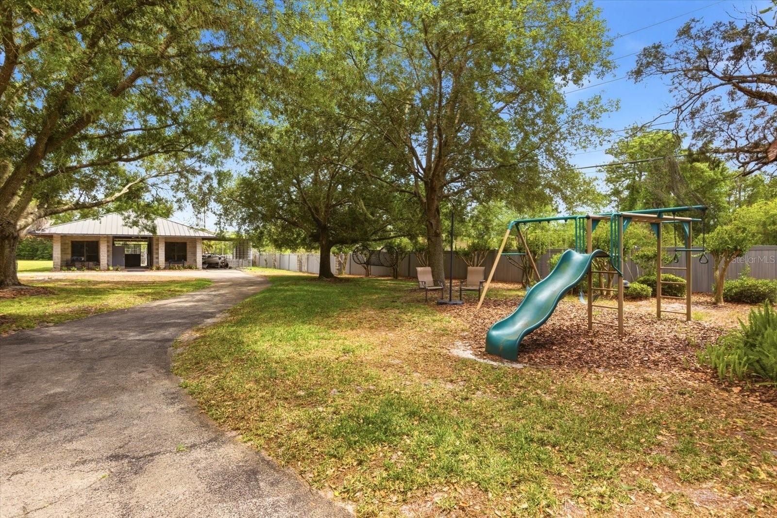 Image 65 of 73 For 4910 Lake Drive